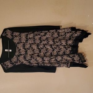 Cubism nwot women's top